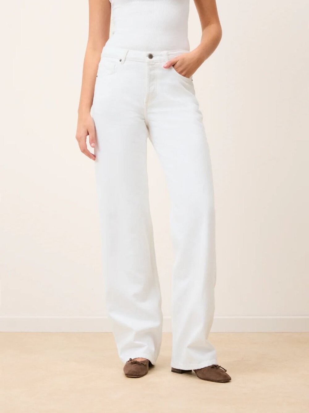 NWT Rouje white wide-leg Anvers jeans 26